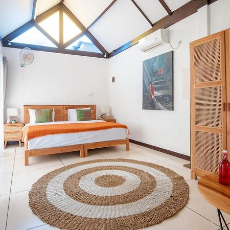 Sattva Yoga Retreat Villas Canggu Buitenkant foto