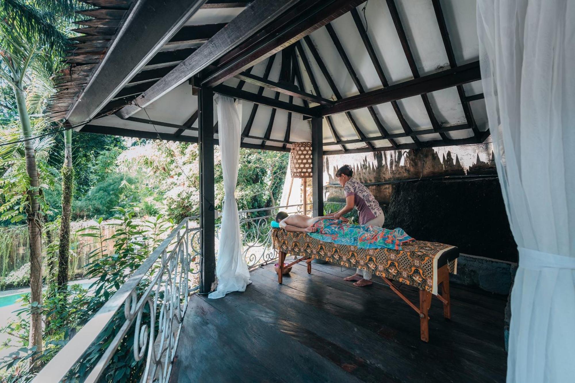 Sattva Yoga Retreat Villas Canggu Buitenkant foto